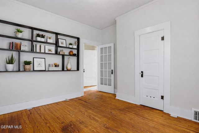 3118 E Yandell Drive, El Paso, TX 79903