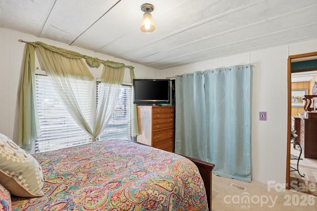 343 Carr Road, Dallas, NC 28034