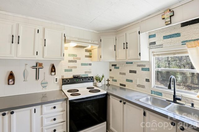 343 Carr Road, Dallas, NC 28034