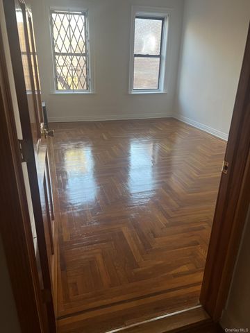 2186 Cruger Avenue 5K, Bronx, NY 10462