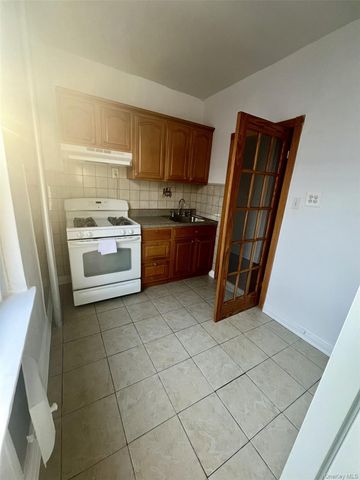 2186 Cruger Avenue 5K, Bronx, NY 10462