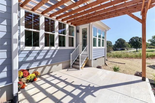 4265 Candlewood Drive, Sherrills Ford, NC 28673