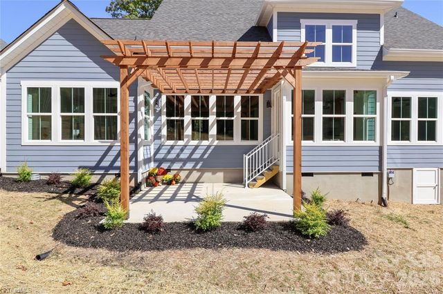 4265 Candlewood Drive, Sherrills Ford, NC 28673