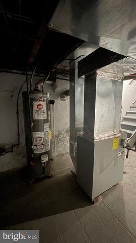 6114 MASTER ST, Philadelphia, PA 19151