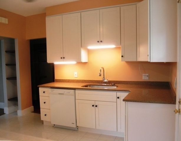127 Brown 3, Waltham, MA 02452