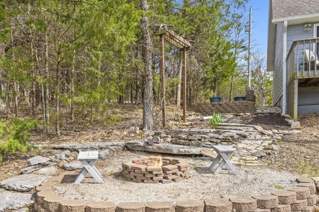 859 Crows Nest Trail Trail, Branson, MO 65616