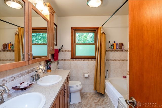 501 N Marshall Road, Middletown, OH 45042