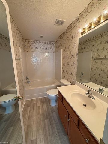 1106 Parsons Place, Greensboro, NC 27410