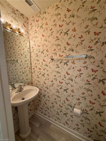 1106 Parsons Place, Greensboro, NC 27410