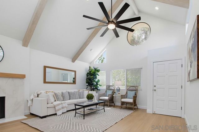 387 N Melrose D, Vista, CA 92083