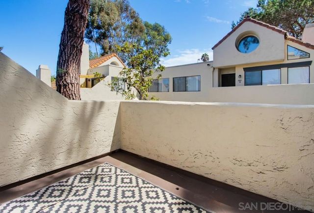 387 N Melrose D, Vista, CA 92083