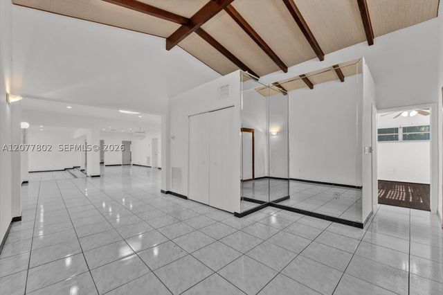 4560 Prairie Ave, Miami Beach, FL 33140