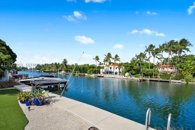 4560 Prairie Ave, Miami Beach, FL 33140