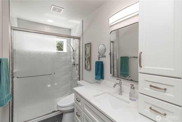 8135 Trimble Lane SE, Olympia, WA 98501