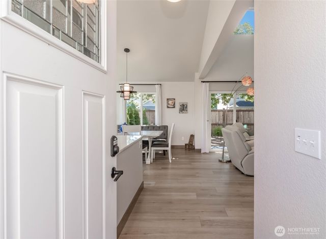 8135 Trimble Lane SE, Olympia, WA 98501