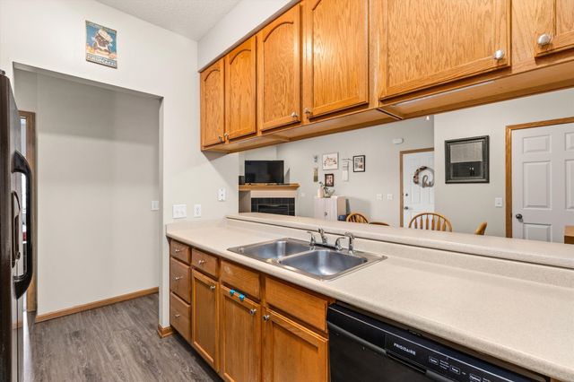 8601 Westown Parkway 17207, West Des Moines, IA 50266