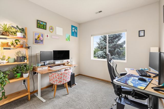 8601 Westown Parkway 17207, West Des Moines, IA 50266