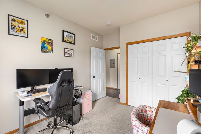 8601 Westown Parkway 17207, West Des Moines, IA 50266