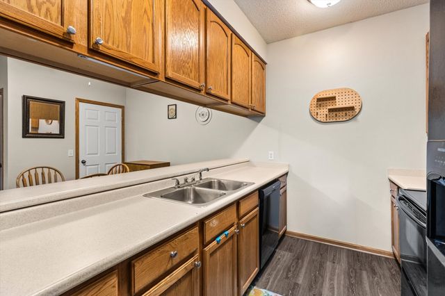 8601 Westown Parkway 17207, West Des Moines, IA 50266