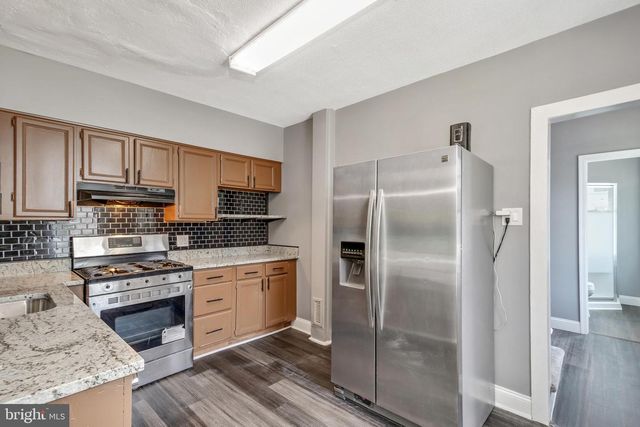 204 ELM AVE, North Wales, PA 19454