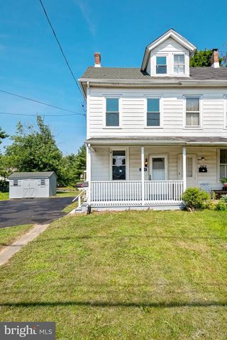 204 ELM AVE, North Wales, PA 19454
