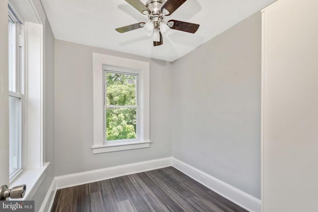 204 ELM AVE, North Wales, PA 19454