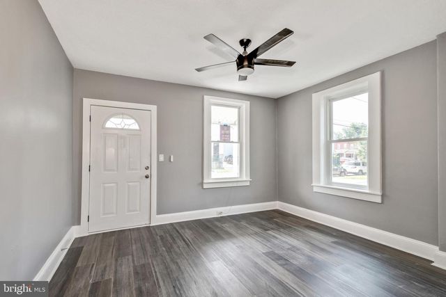 204 ELM AVE, North Wales, PA 19454