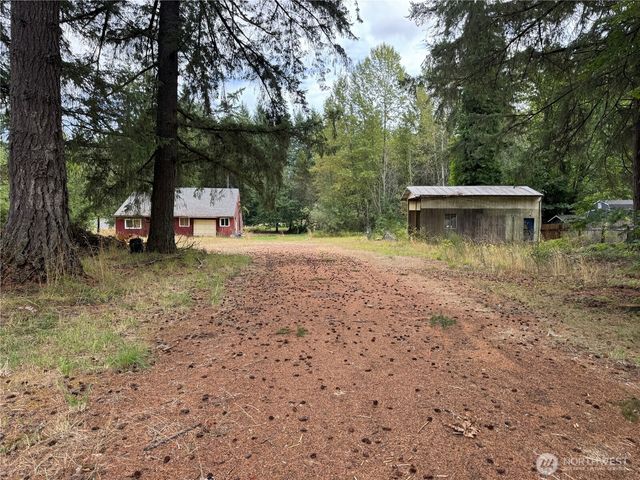 15081 Glenwood Road SW, Port Orchard, WA 98367