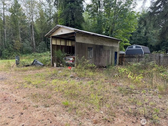 15081 Glenwood Road SW, Port Orchard, WA 98367