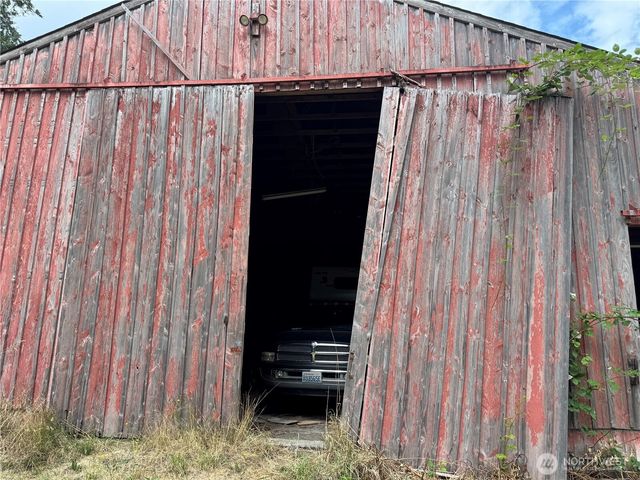 15081 Glenwood Road SW, Port Orchard, WA 98367