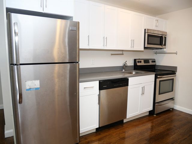 45 Carlton 5, Brookline, MA 02446