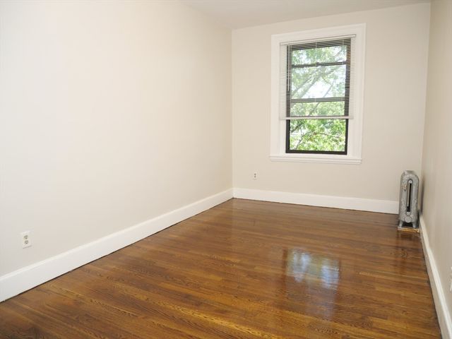 45 Carlton 5, Brookline, MA 02446