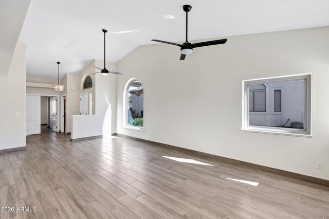 5830 E MCKELLIPS Road 114, Mesa, AZ 85215