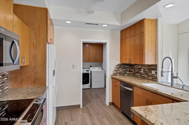 5830 E MCKELLIPS Road 114, Mesa, AZ 85215