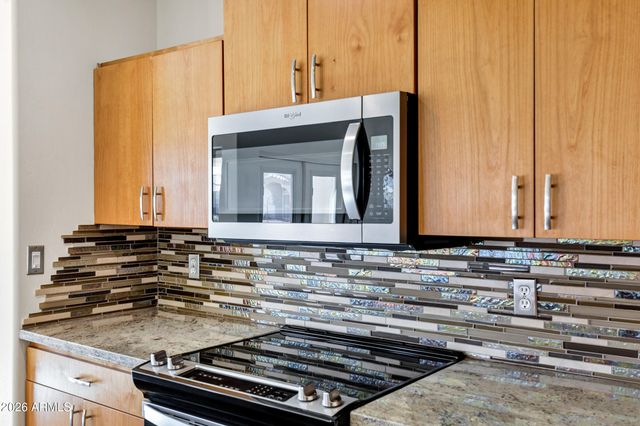 5830 E MCKELLIPS Road 114, Mesa, AZ 85215