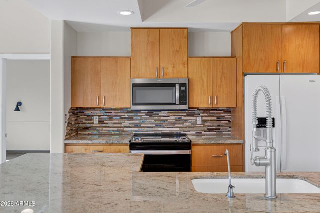 5830 E MCKELLIPS Road 114, Mesa, AZ 85215