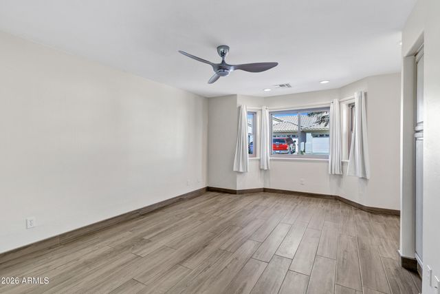 5830 E MCKELLIPS Road 114, Mesa, AZ 85215