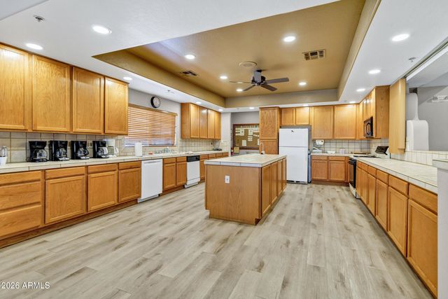 5830 E MCKELLIPS Road 114, Mesa, AZ 85215