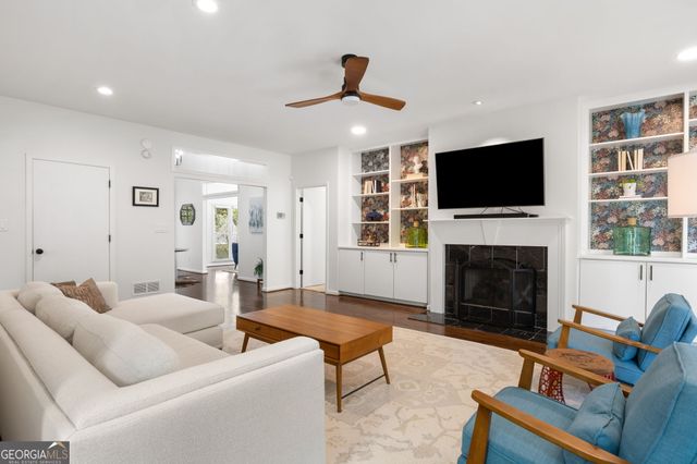 1013 Lenox Valley Drive NE, Atlanta, GA 30324