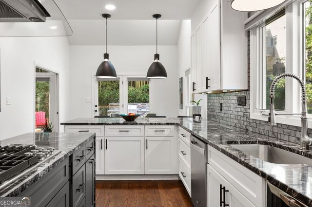 1013 Lenox Valley Drive NE, Atlanta, GA 30324