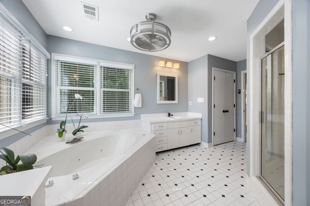 1013 Lenox Valley Drive NE, Atlanta, GA 30324