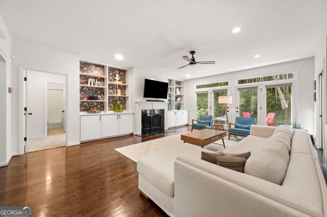 1013 Lenox Valley Drive NE, Atlanta, GA 30324