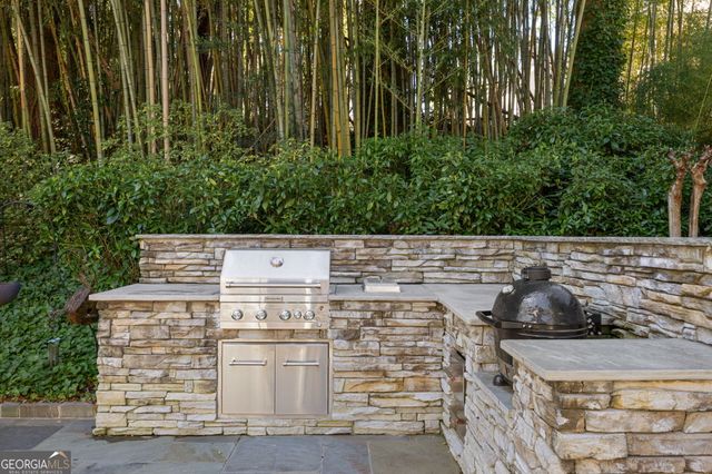 1013 Lenox Valley Drive NE, Atlanta, GA 30324