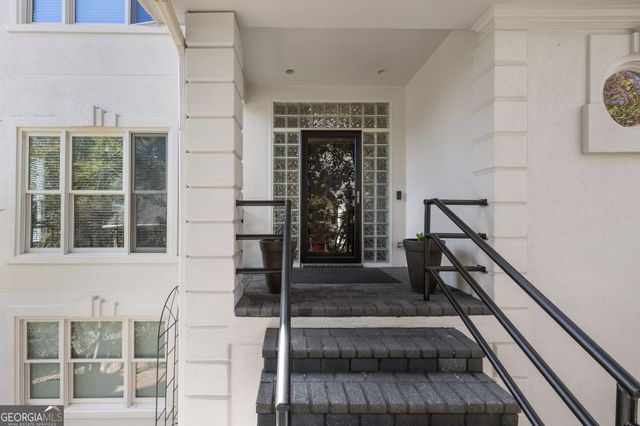 1013 Lenox Valley Drive NE, Atlanta, GA 30324