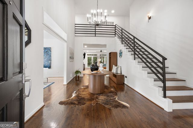 1013 Lenox Valley Drive NE, Atlanta, GA 30324