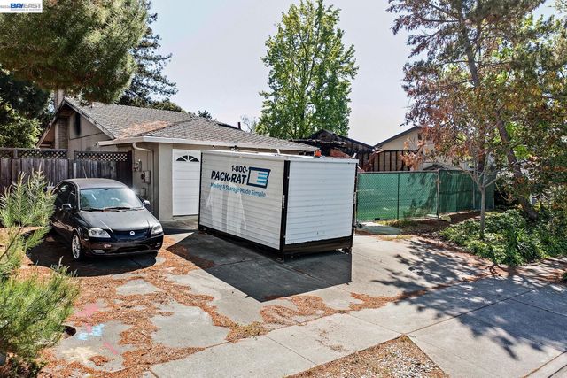 1672 Via Sombrio, Fremont, CA 94539