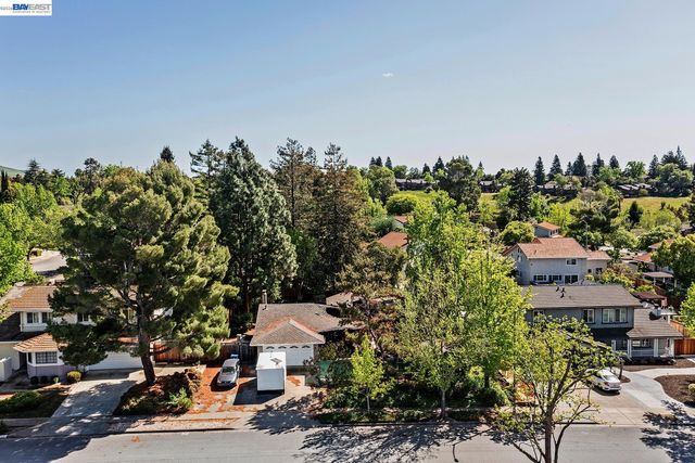 1672 Via Sombrio, Fremont, CA 94539