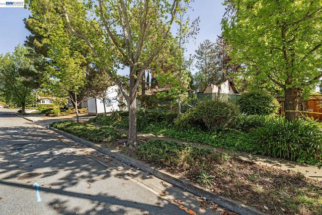 1672 Via Sombrio, Fremont, CA 94539