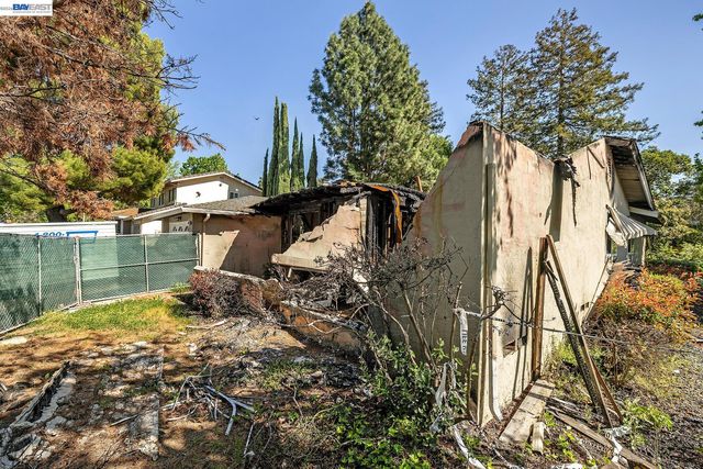 1672 Via Sombrio, Fremont, CA 94539