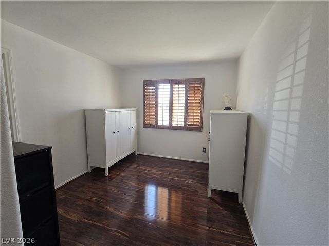 6214 Belgium Drive, Las Vegas, NV 89122
